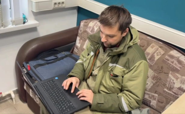 За работой слаботочный участок