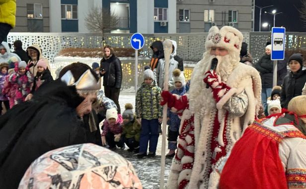 Самое многочисленное новогоднее приключение из всех представленных УЖК "Зелёный сад – Мой дом" состоялось в "Евроклассе" на Быстрецкой улице 28 декабря